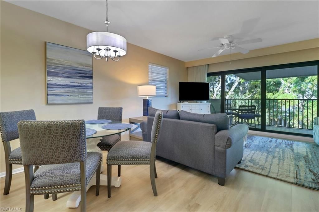 600 Neapolitan Way, Unit 345, Naples, FL 34103 Photo