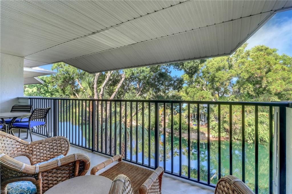 600 Neapolitan Way, Unit 345, Naples, FL 34103 Photo