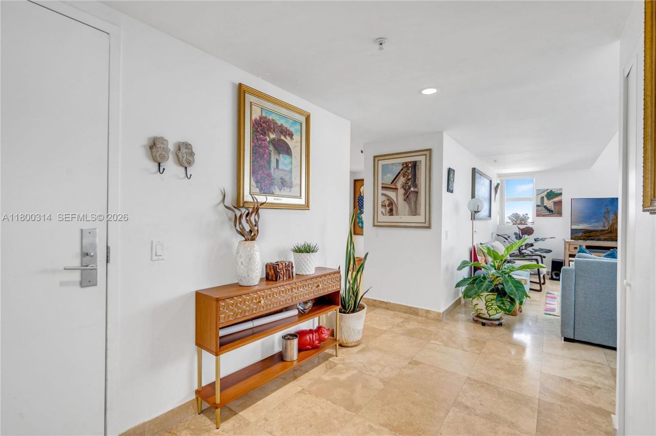 7929 West Dr, Unit PH1601, North Bay Village, FL 33141 Photo