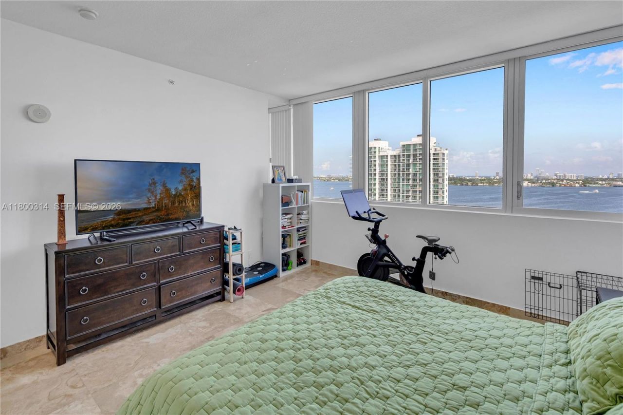 7929 West Dr, Unit PH1601, North Bay Village, FL 33141 Photo