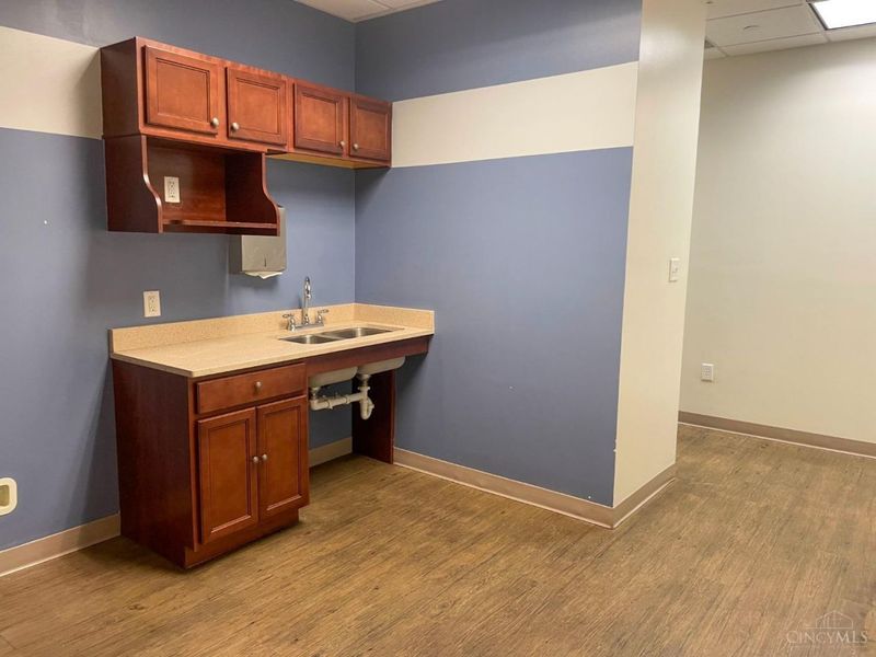 1434 Linn Street, Cincinnati, OH 45214 Photo 9