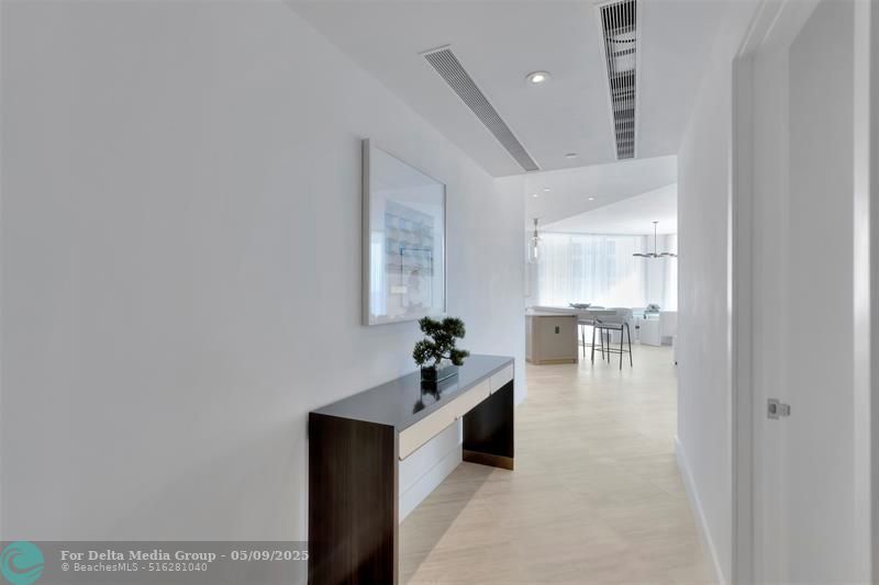 525 N Fort Lauderdale Beach Boulevard, Unit 1903, Fort Lauderdale, FL 33304 Photo