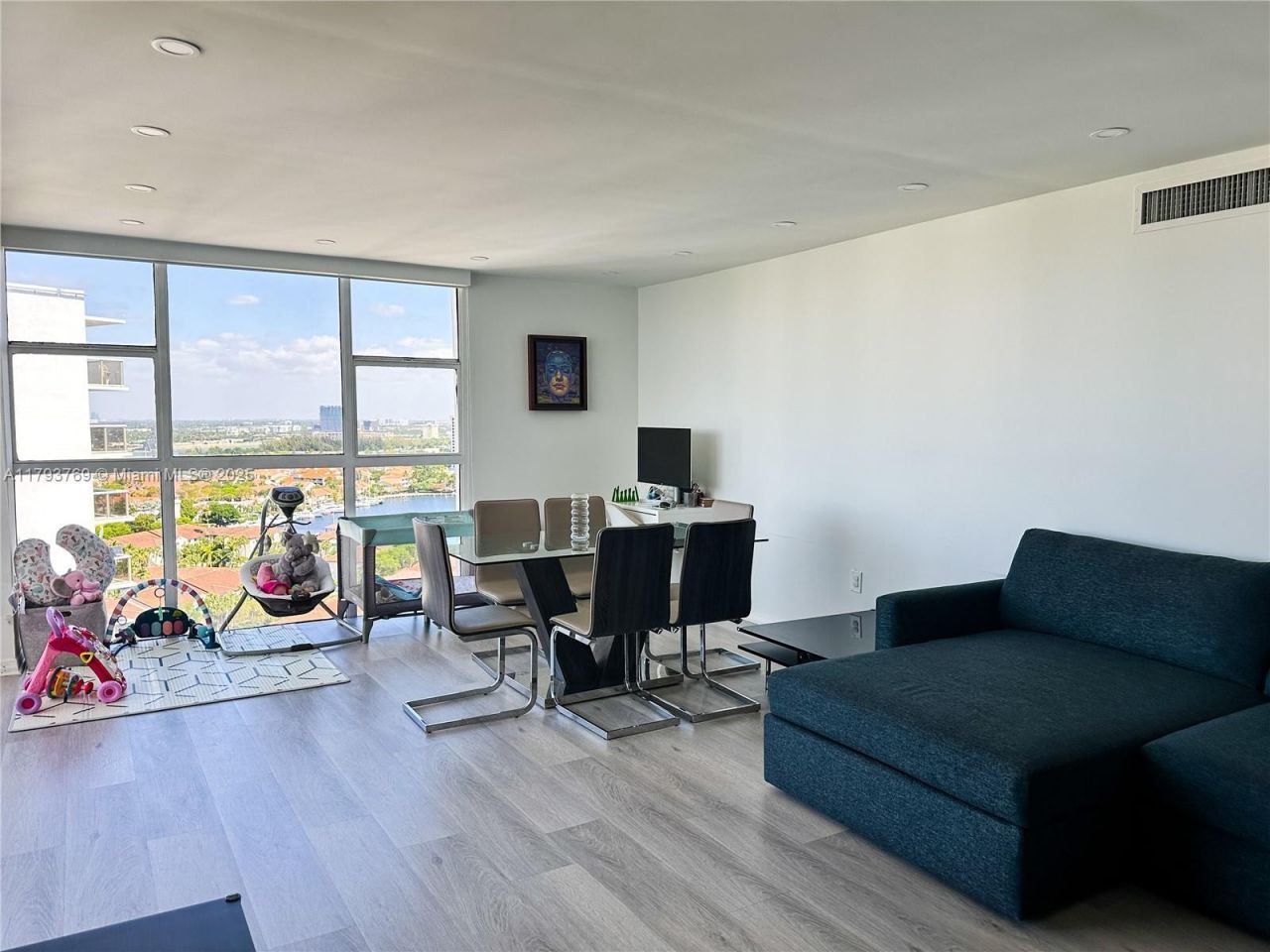 3731 N Country Club Dr, Unit 2228, Aventura, FL 33180 Photo