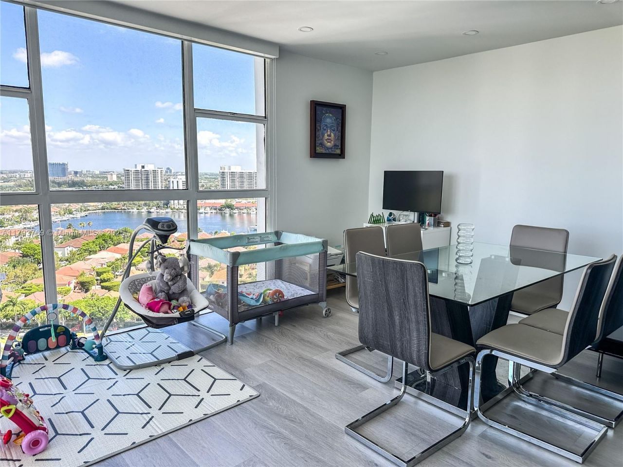 3731 N Country Club Dr, Unit 2228, Aventura, FL 33180 Photo