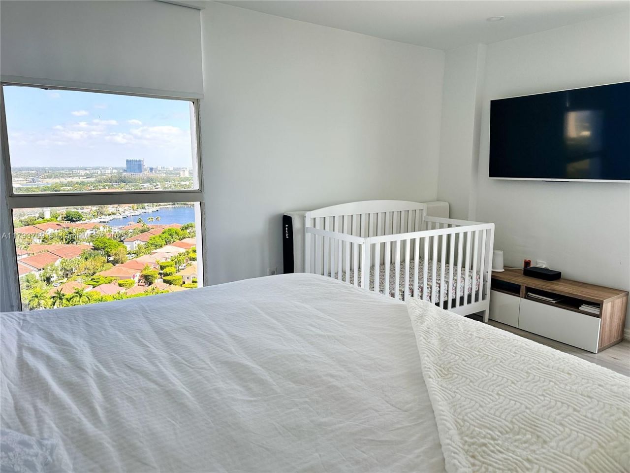 3731 N Country Club Dr, Unit 2228, Aventura, FL 33180 Photo