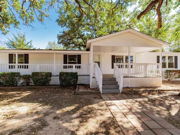 204 Rs County Road 1503, Point, TX 75472