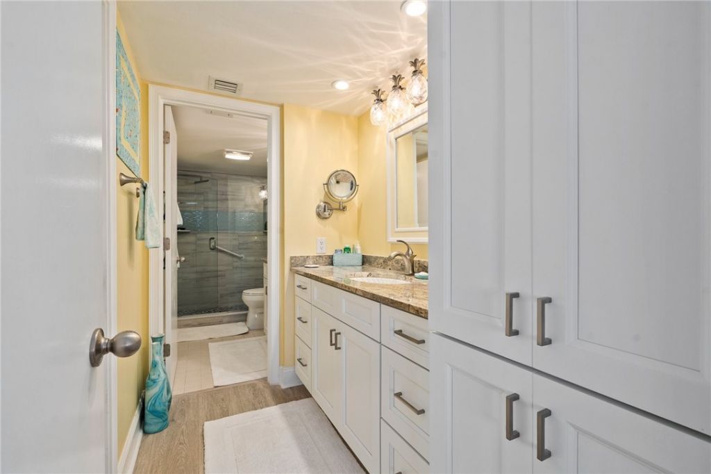 5047 N Highway A1a, Unit 506, Hutchinson Island, FL 34949 Photo