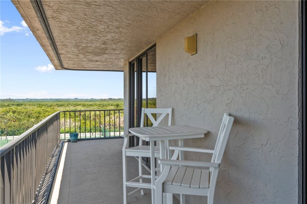 5047 N Highway A1a, Unit 506, Hutchinson Island, FL 34949 Photo