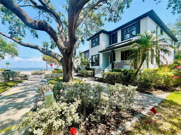 2802 NORTHPOINTE LANE, TAMPA, FL 33611