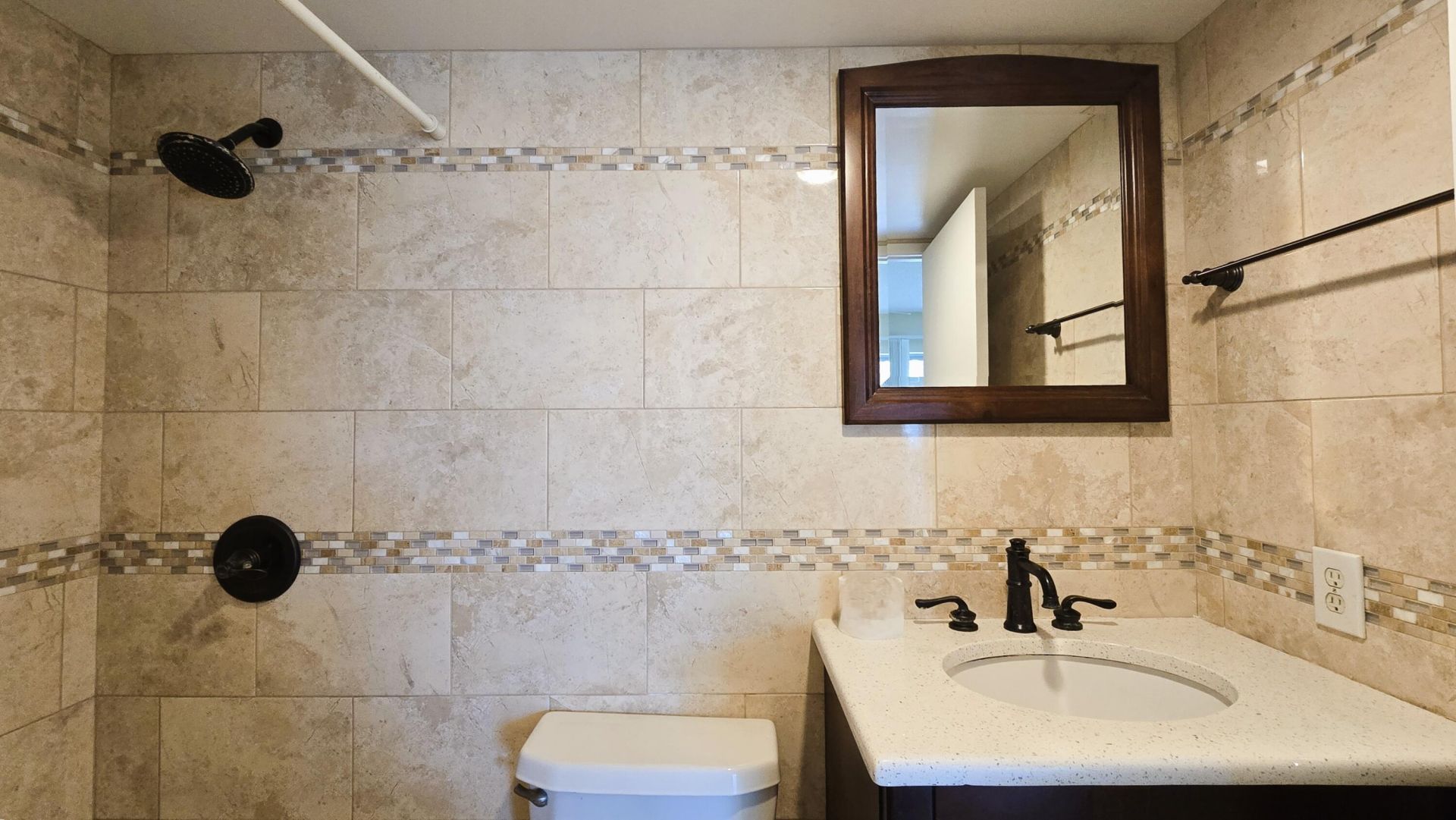 300 Village Green Circle S, Unit 420, Palm Springs, FL 33461 Photo