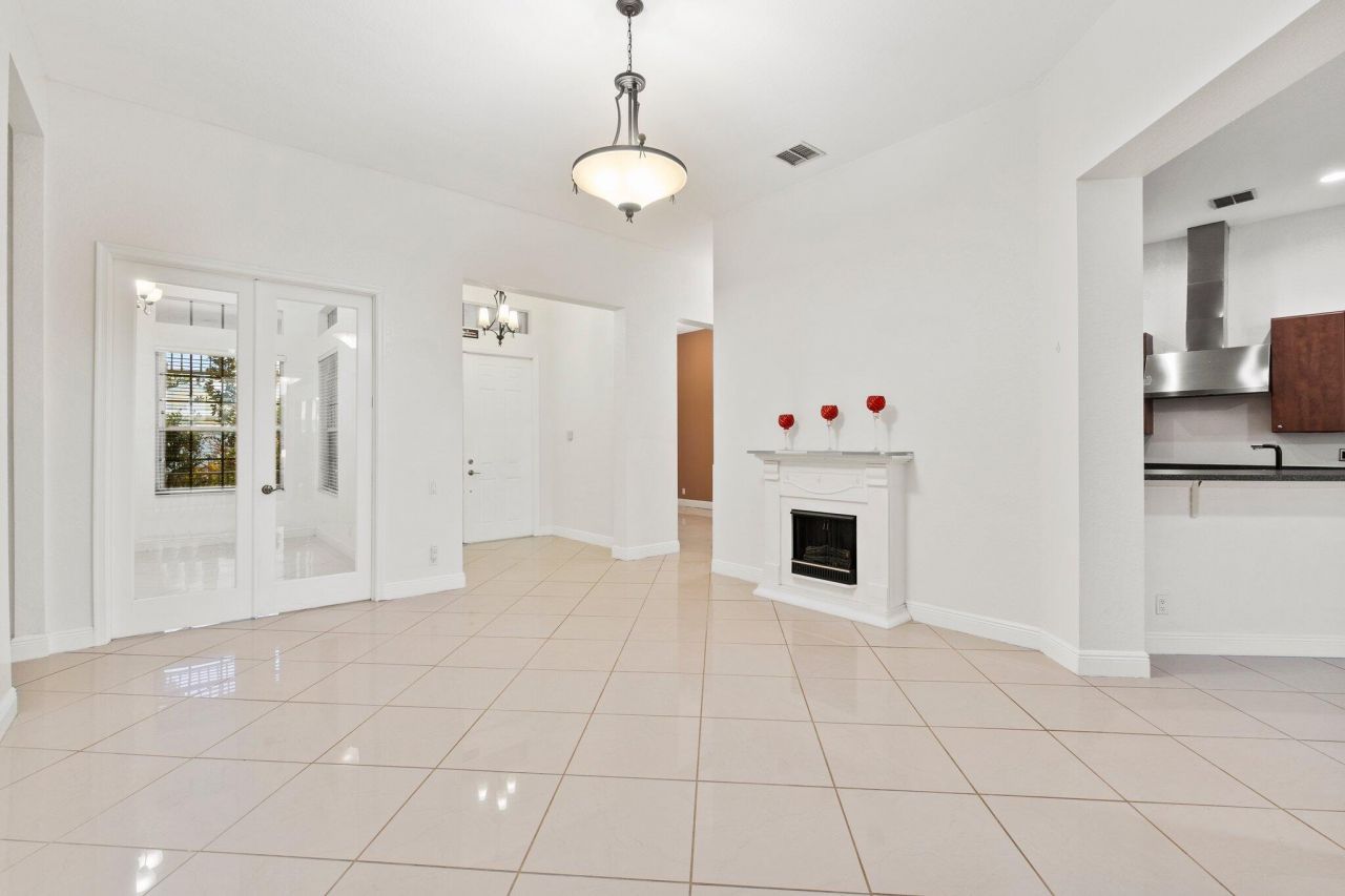 104 NW Rockbridge Court, Port Saint Lucie, FL 34986 Photo