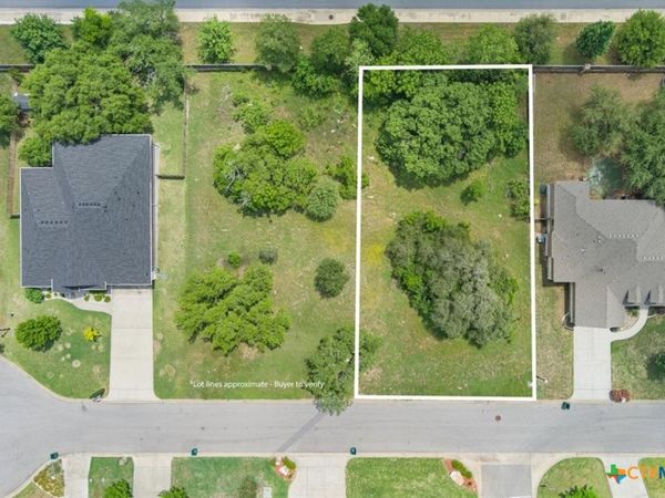 2308 Limestone Court , Belton, TX 76513