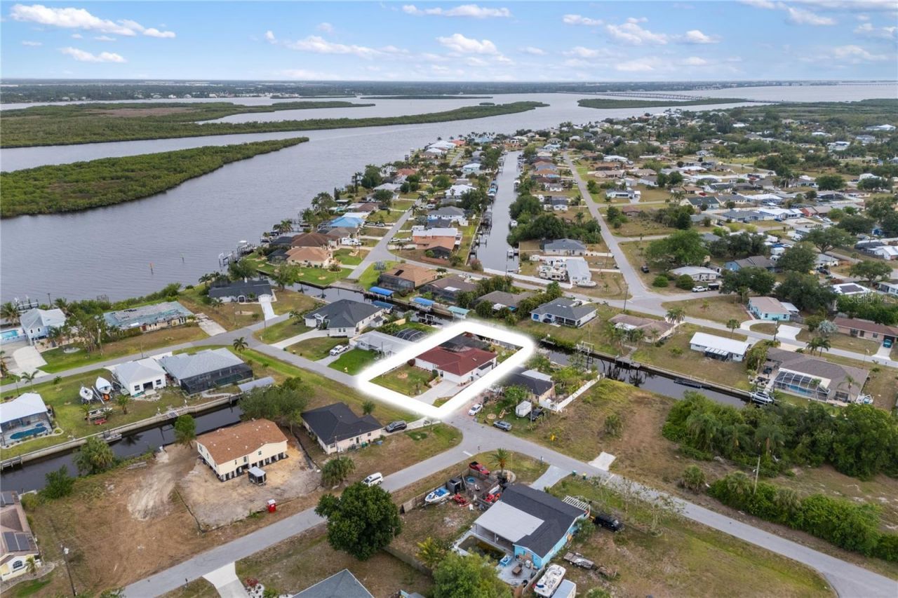 3301 Santa Barbara Drive, Punta Gorda, FL 33983 Photo