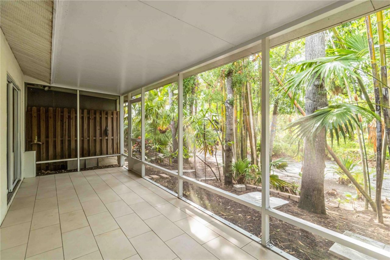 642 N Jefferson Avenue, Unit 13, Sarasota, FL 34237 Photo