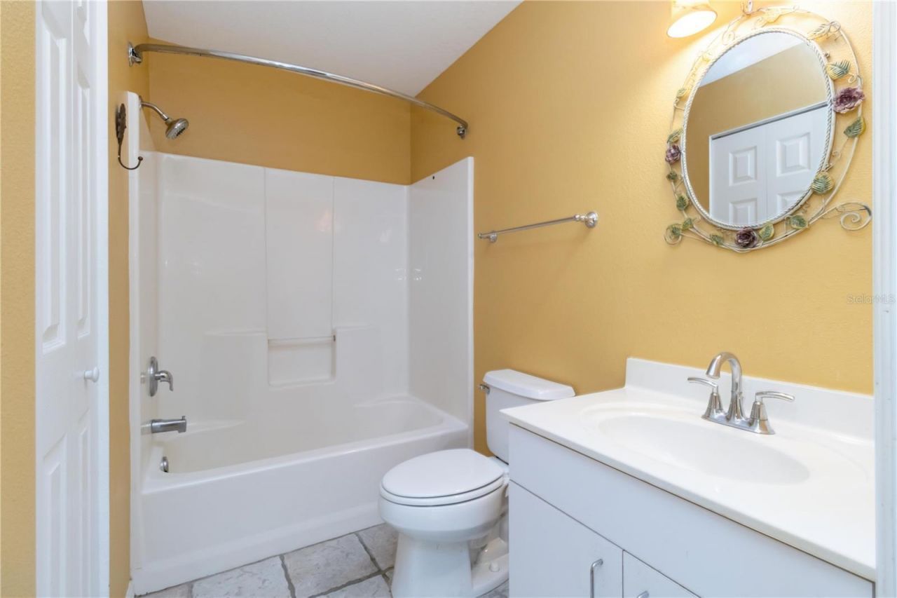 642 N Jefferson Avenue, Unit 13, Sarasota, FL 34237 Photo