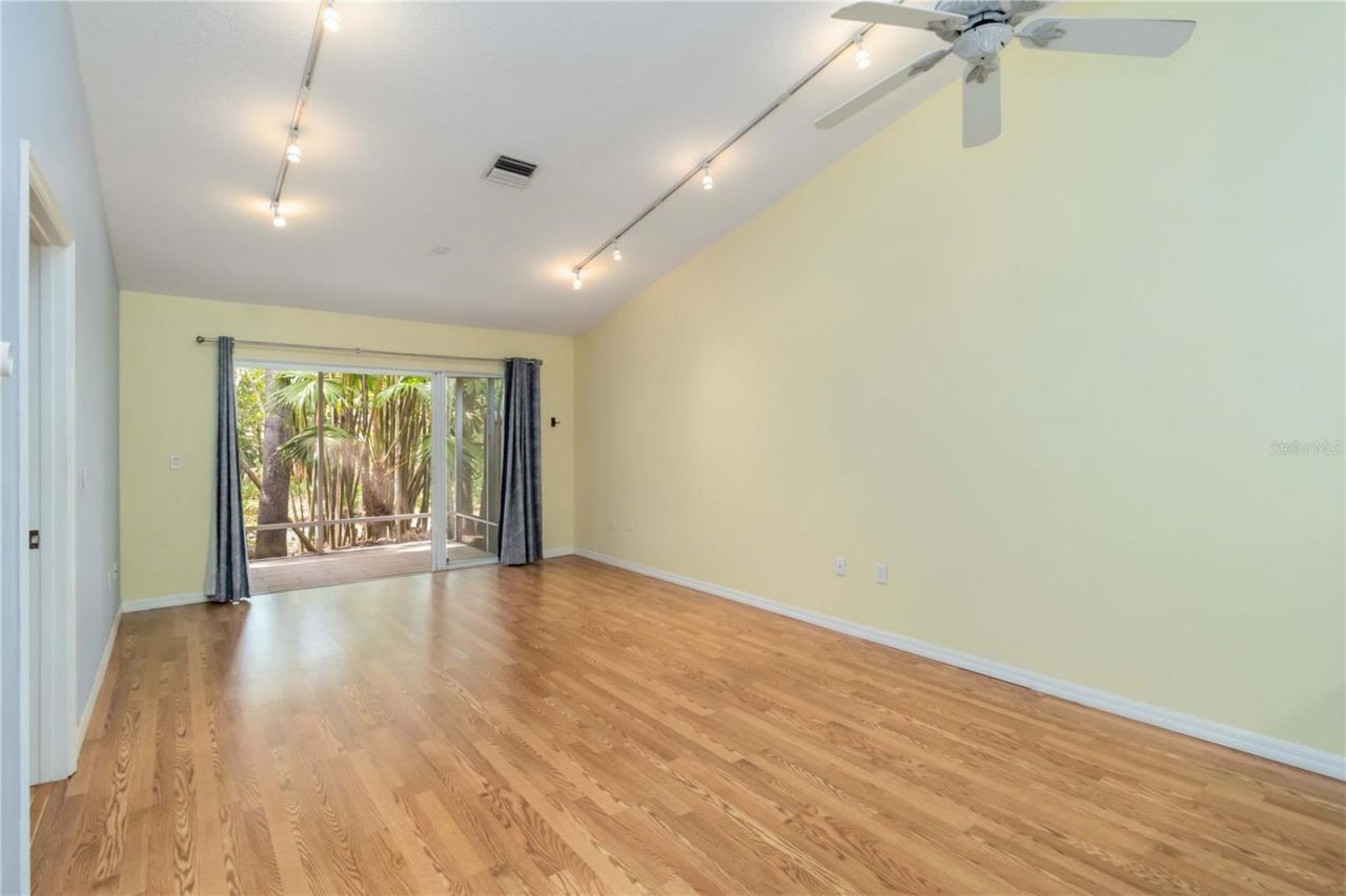 642 N Jefferson Avenue, Unit 13, Sarasota, FL 34237 Photo