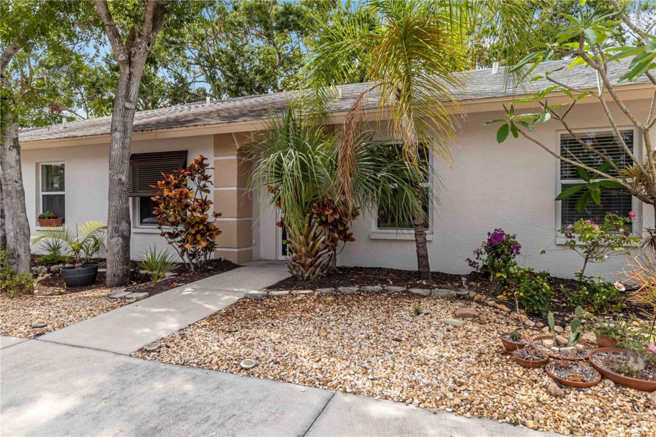 642 N Jefferson Avenue, Unit 13, Sarasota, FL 34237 Photo