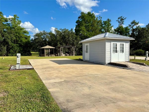 2929 NE 101ST TERRACE, SILVER SPRINGS, FL 34488