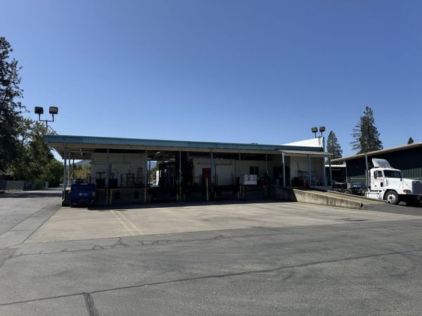 1686 SE N Street, Grants Pass, OR 97526