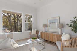 1340 Lucinda Street photo 4