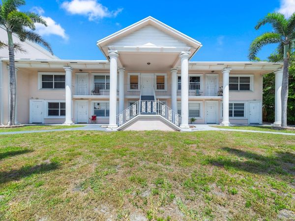 4521 NE 21st Avenue, Unit 1, Fort Lauderdale, FL 33308