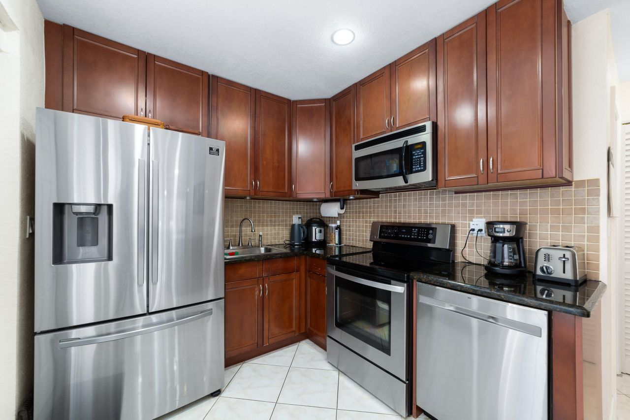 4521 NE 21st Avenue, Unit 1, Fort Lauderdale, FL 33308 Photo