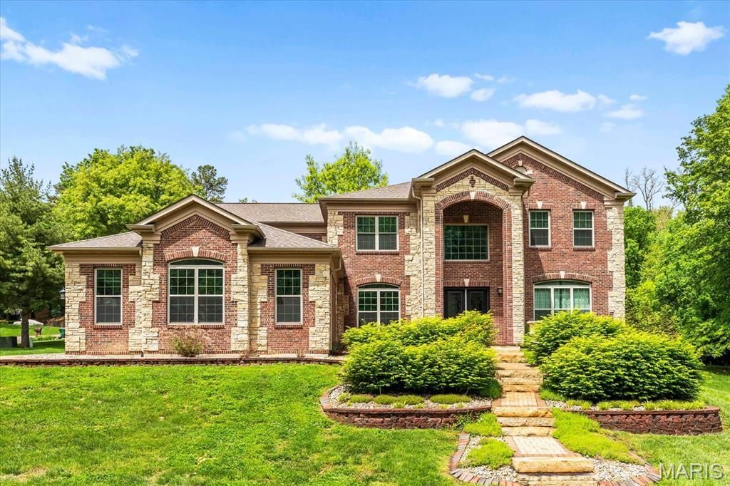 1374 Rocky Creek Court, Belleville, IL 62220 Main Photo