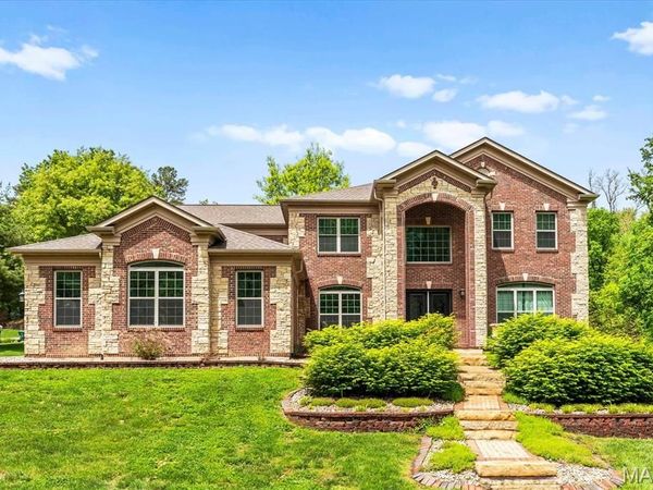 1374 Rocky Creek Court, Belleville, IL 62220