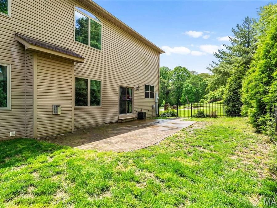 Property Image 46