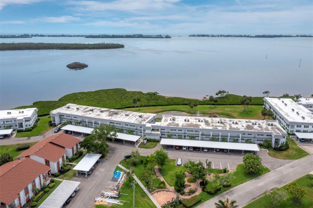 4745 Independence Drive, Unit 4745, Bradenton, FL 34210 Photo