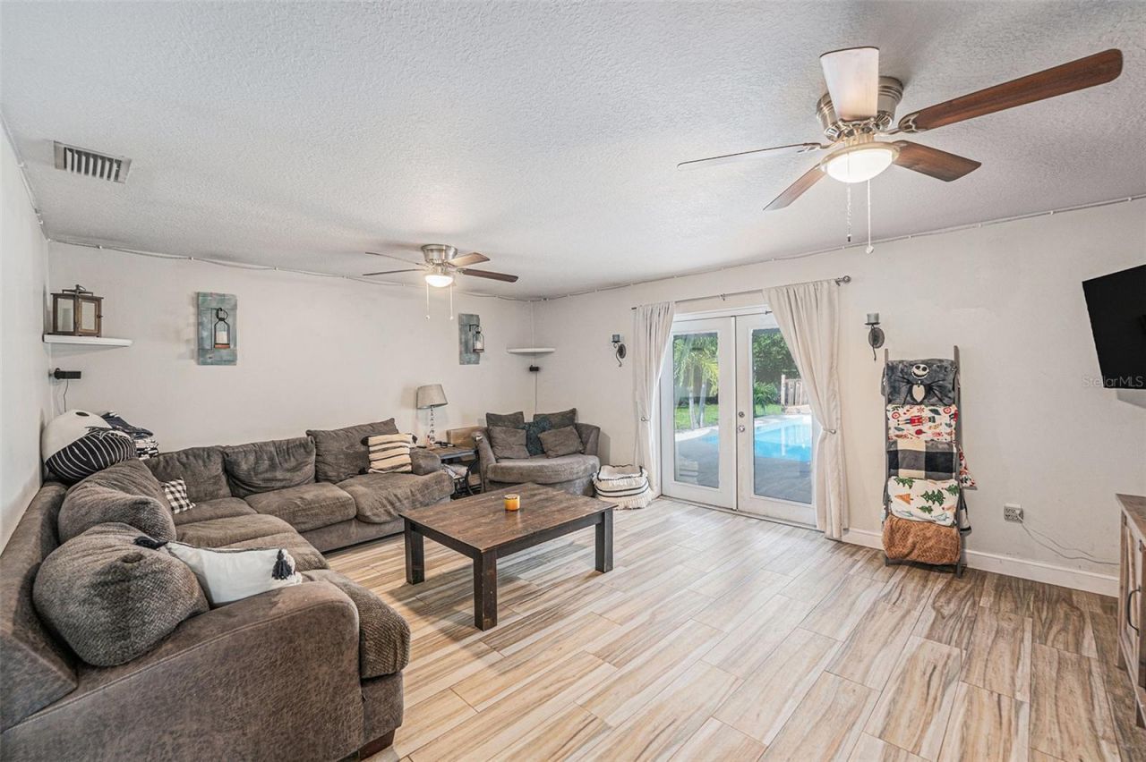 9616 56th Street N, Pinellas Park, FL 33782 Photo