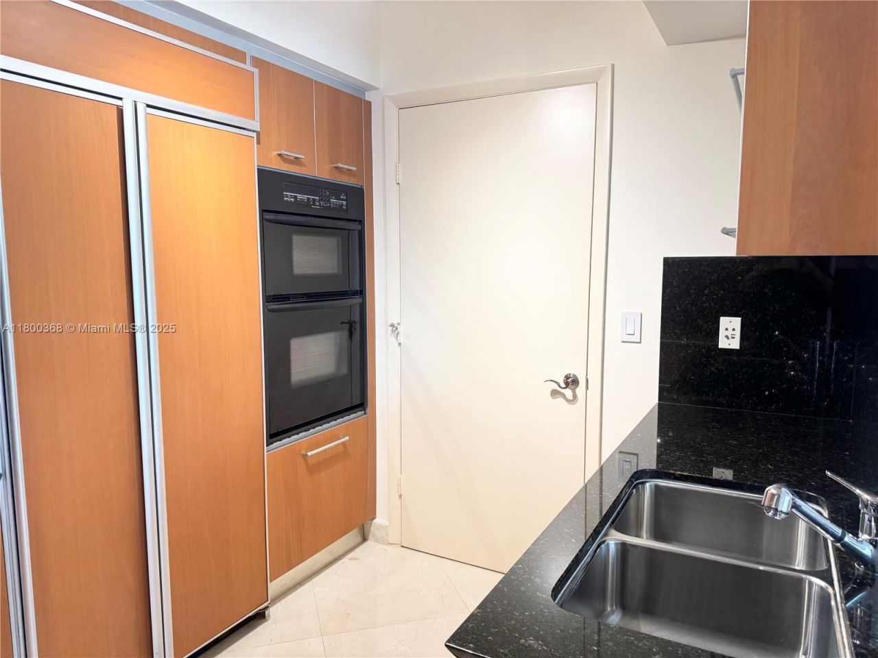 18911 Collins Ave, Unit 1102, Sunny Isles Beach, FL 33160 Photo