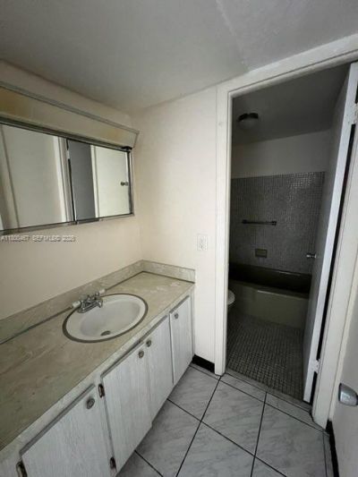 7125 Dickens Ave, Unit 4, Miami Beach, FL 33141 Photo