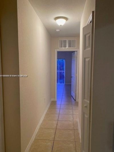 646 SW 7th Ter, Florida City, FL 33034 Photo