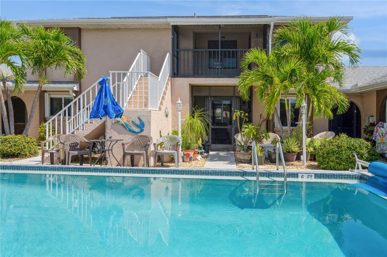 527 Cape Coral Parkway W, Unit 4, Cape Coral, FL 33914 Photo