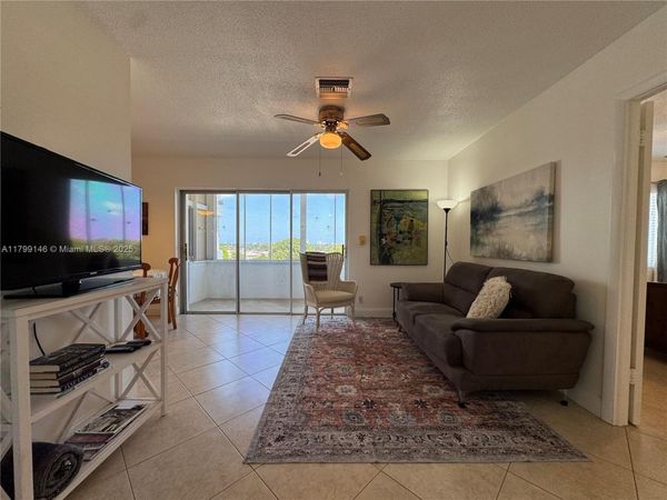 1700 Pierce St, Unit 702, Hollywood, FL 33020