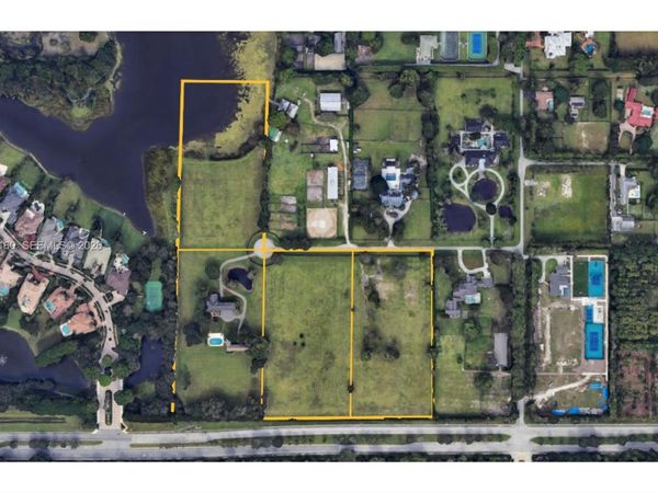 8700 Surrey Ln, Boca Raton, FL 33496