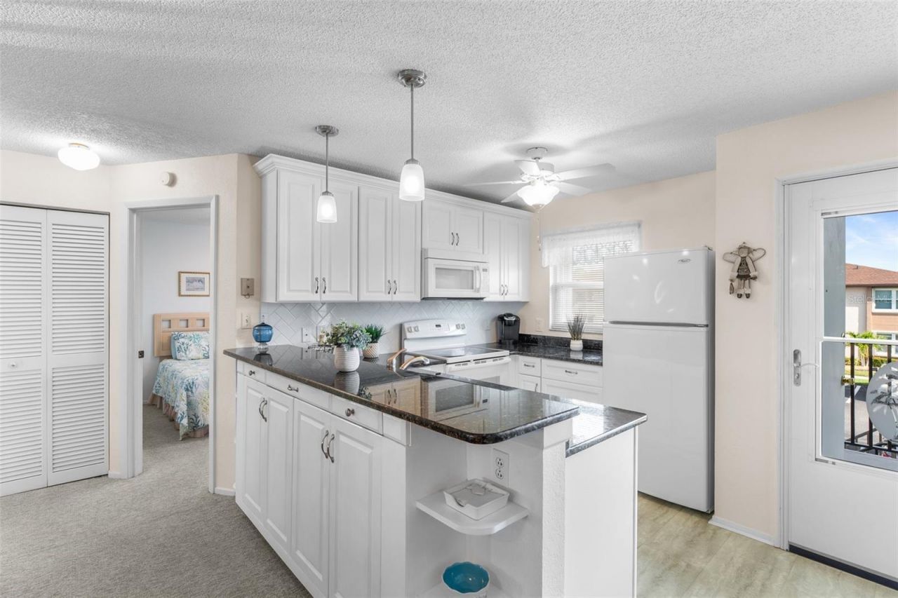 25100 Sandhill Boulevard, Unit R202, Punta Gorda, FL 33983 Photo