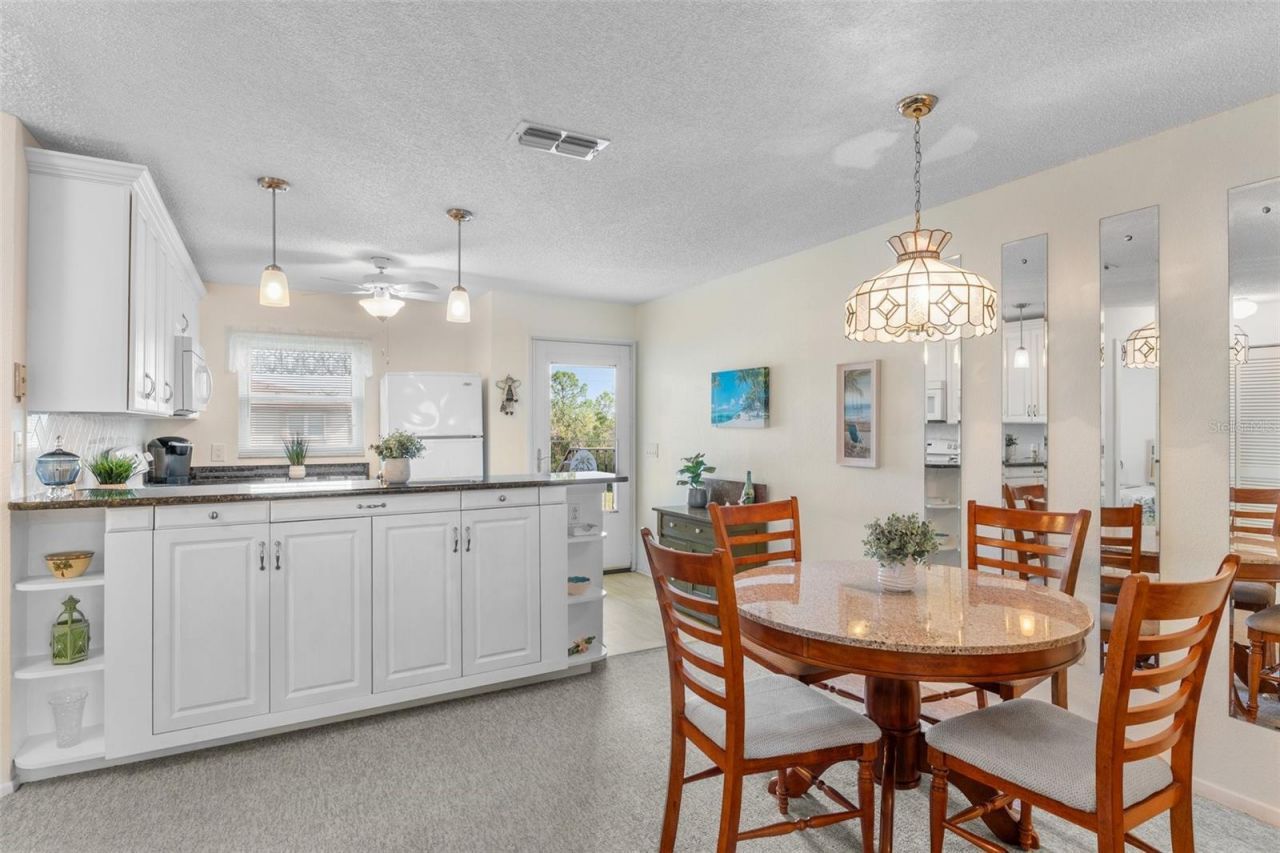 25100 Sandhill Boulevard, Unit R202, Punta Gorda, FL 33983 Photo