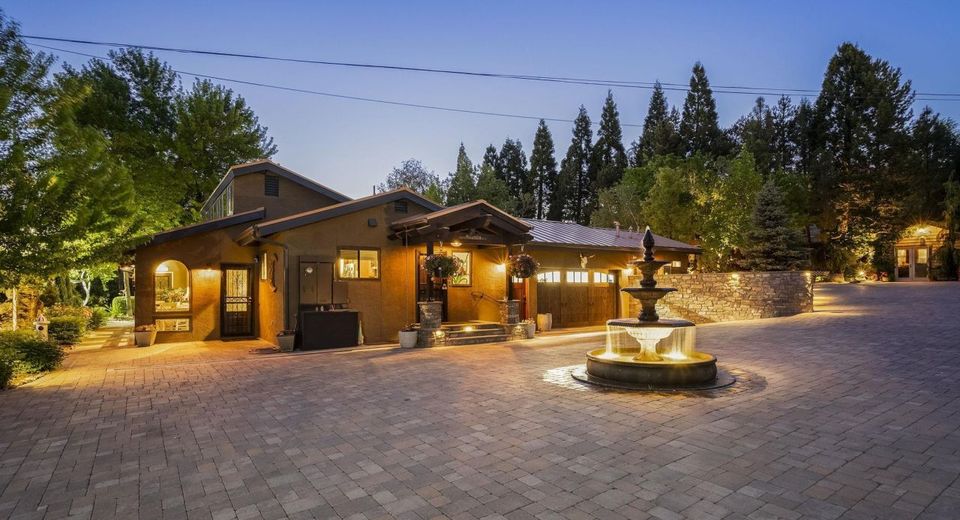 930 Spanish Springs Road, Sparks, NV 89434 Photo