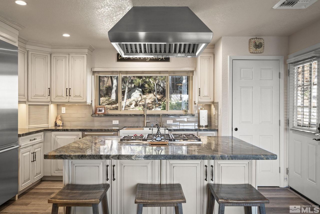 930 Spanish Springs Road, Sparks, NV 89434 Photo