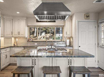 930 Spanish Springs Road, Sparks, NV 89434 Photo