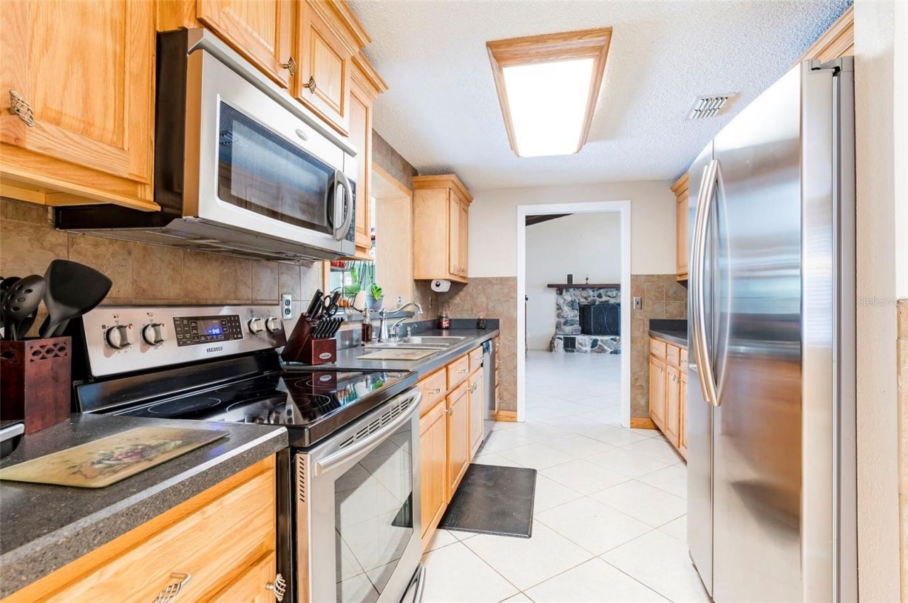 12311 Oakwood Drive, Hudson, FL 34669 Photo