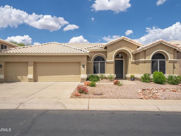 6388 W DONALD Drive, Glendale, AZ 85310