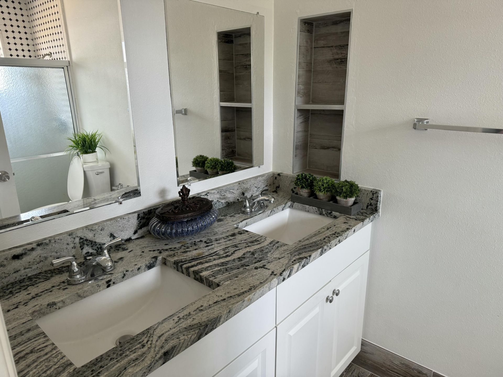 201 NE Solida Circle, Port Saint Lucie, FL 34983 Photo