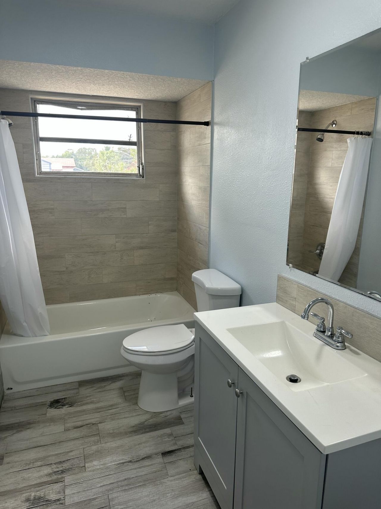 201 NE Solida Circle, Port Saint Lucie, FL 34983 Photo