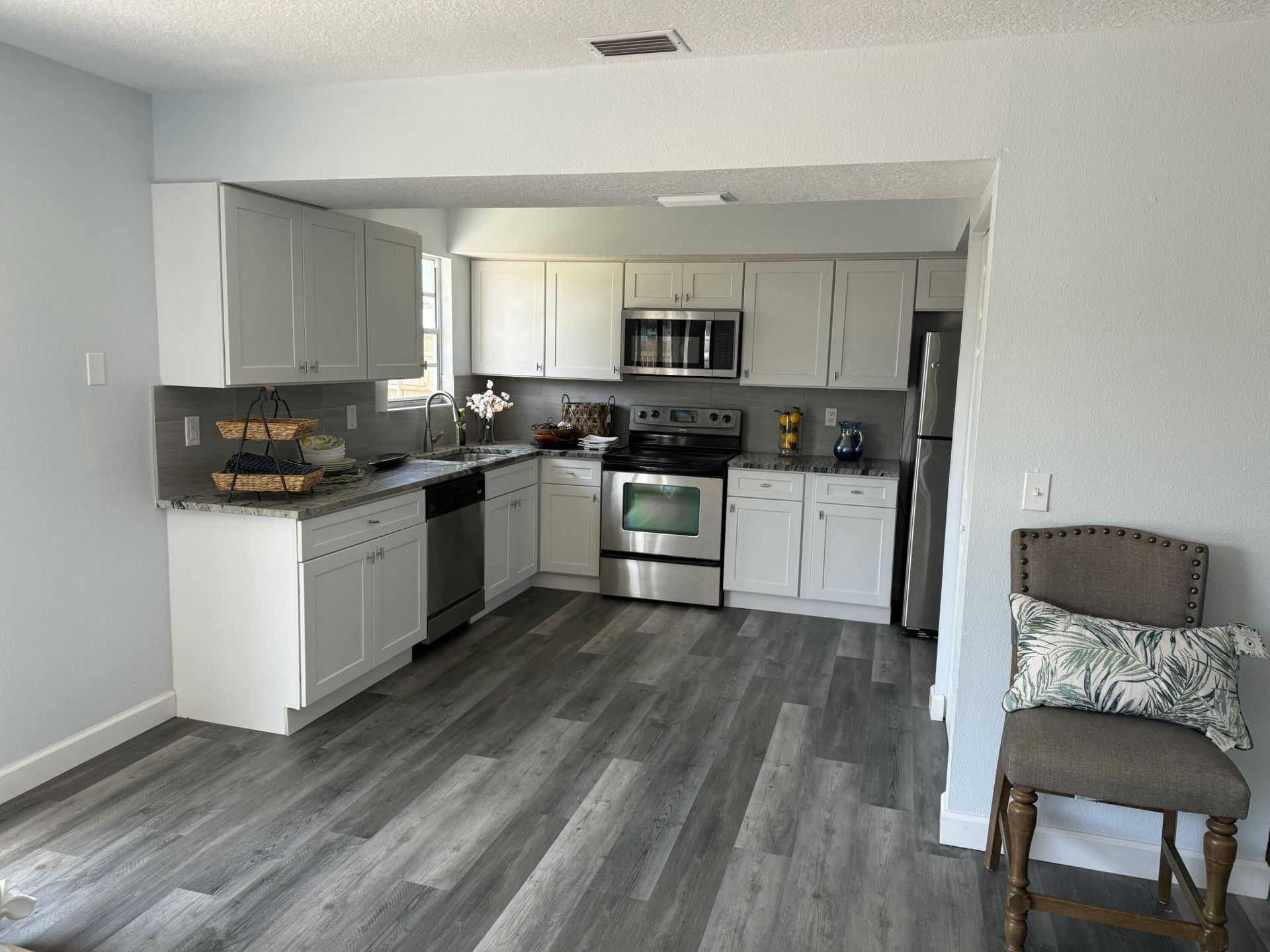 201 NE Solida Circle, Port Saint Lucie, FL 34983 Photo