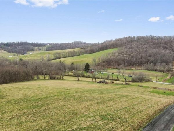 160 S Bridge Road, Prosperity, PA 15329
