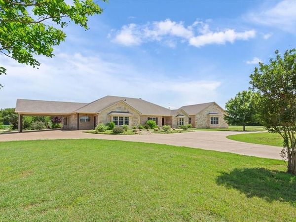 3439 Willow Branch Road, McGregor, TX 76657