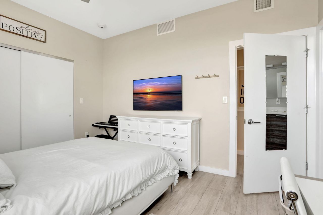 1900 SE 2nd Street, Unit 501, Deerfield Beach, FL 33441 Photo